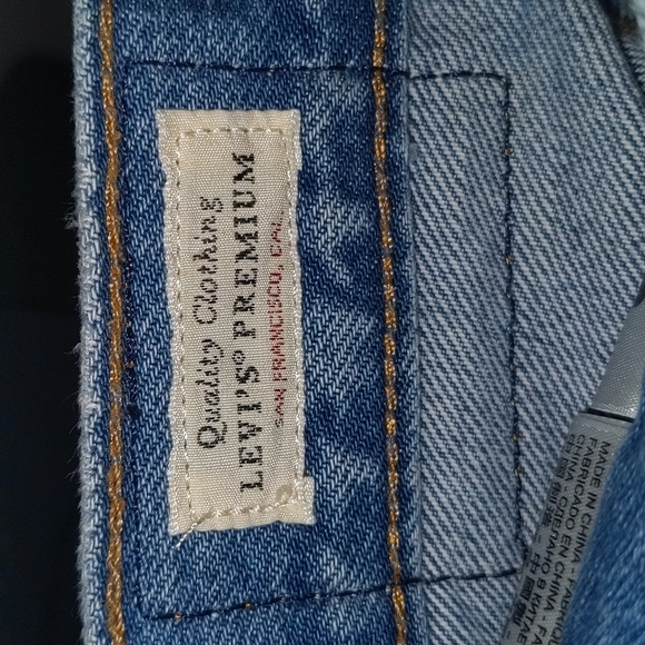 Levi's Premium Distressed 501 26 - Picture 6 of 7